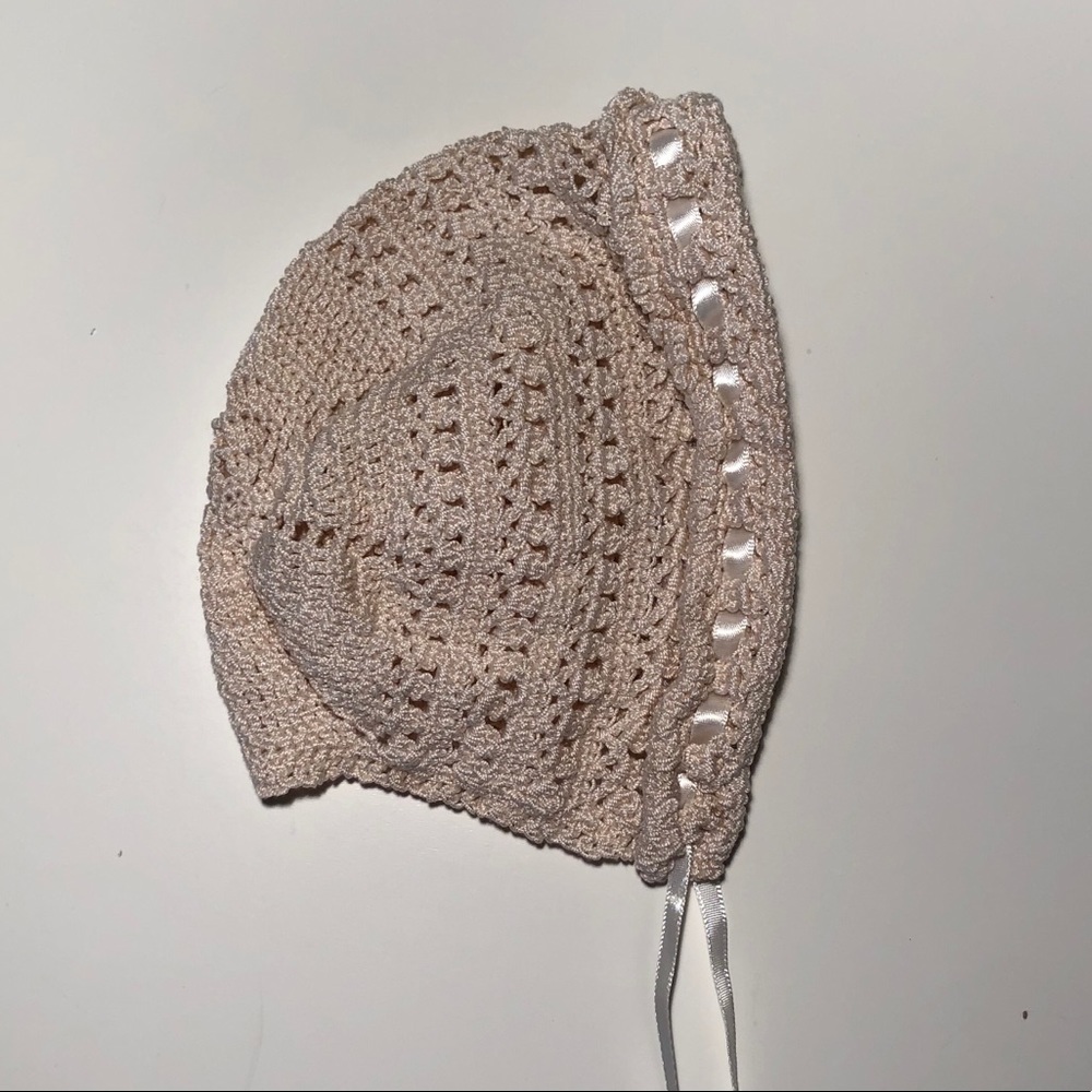 EUC Handmade Beige Knit Bonnet